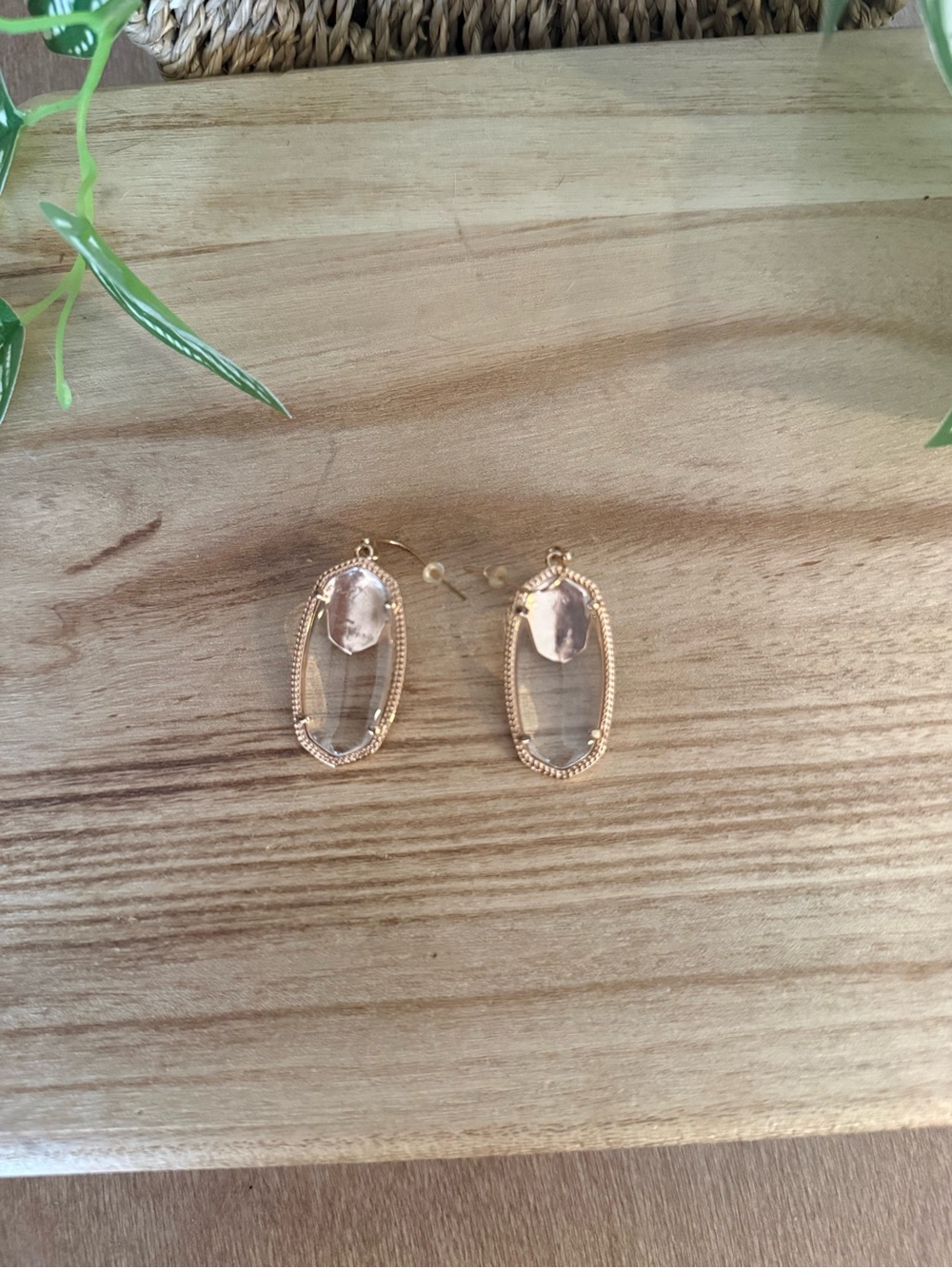 Kendra Scott Gold Drop Earrings with Iridescent Opal Stones - Picture 2 of 2